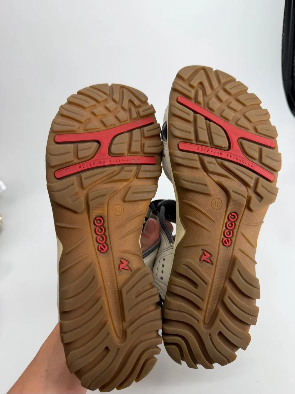 ECCO Yucatan Offroad Sandals Womens Size 40 / US 9-9.5 Beige Gray Strap